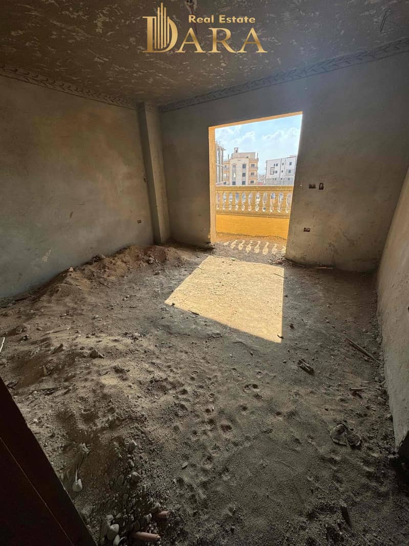 5 925429d3-d173-4fdf-95c1-b43a1ad8de0f. jpg