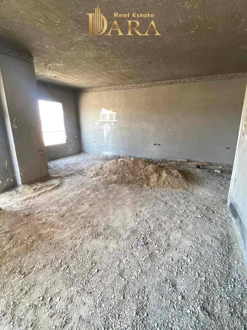 15 4e159be6-4dae-49f7-a597-c48f3f48b33d. jpg