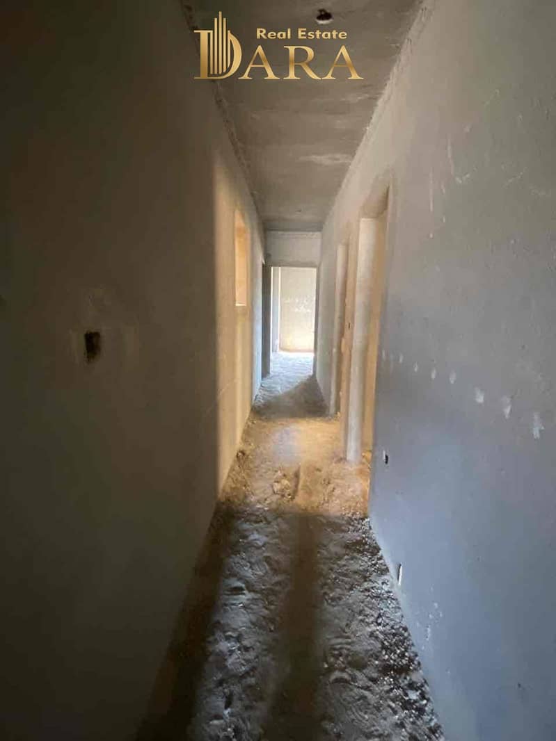 17 02ee8b5b-6c61-40e5-8ff3-0ba3c251385e. jpg