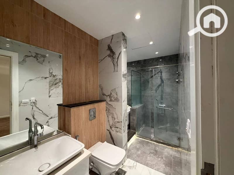 9 615197268_122248208258084594_2340742374702796681_n. jpg