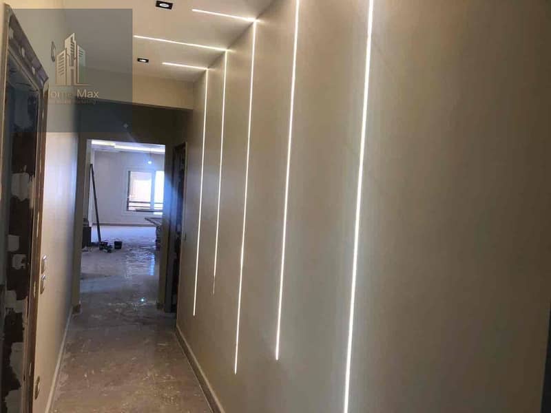 2 98a4459d-cf57-4971-a119-22dffa893322. jpg