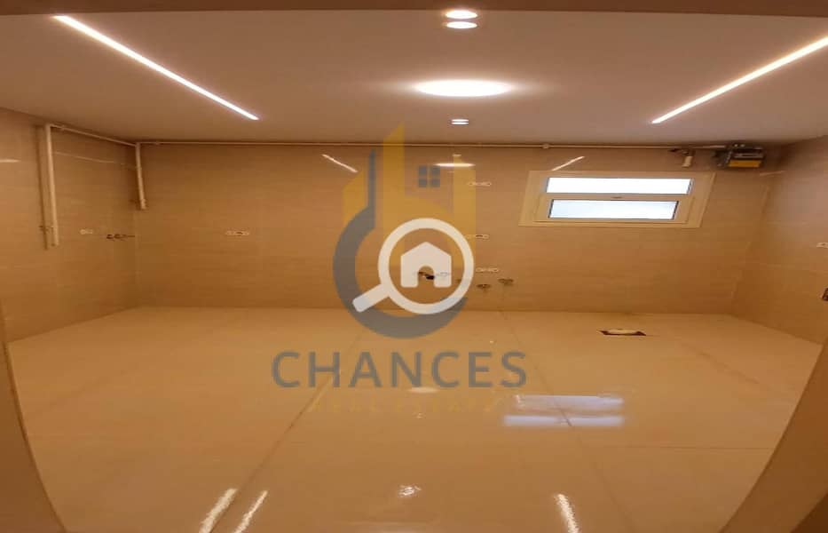 5 WhatsApp-Image-2025-12-02-at-5.56. 16-PM. jpg