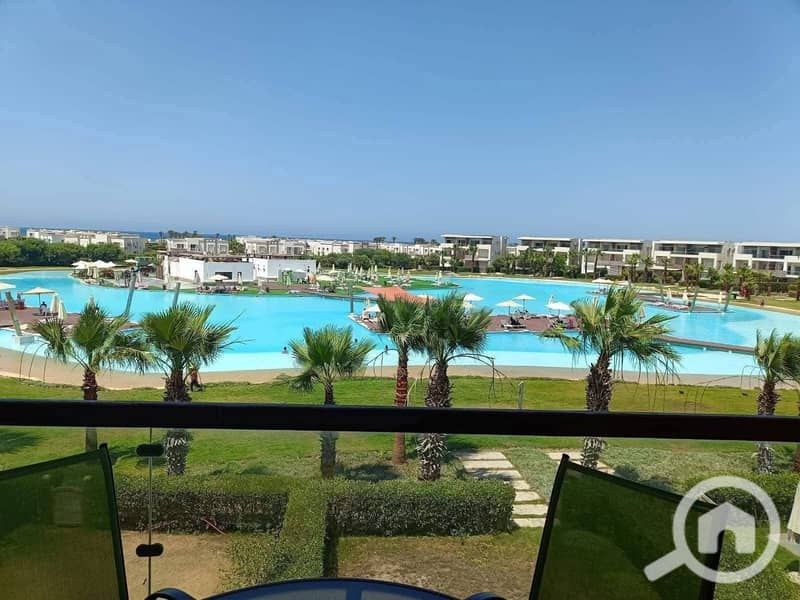 2 FB_IMG_1762872468413. jpg