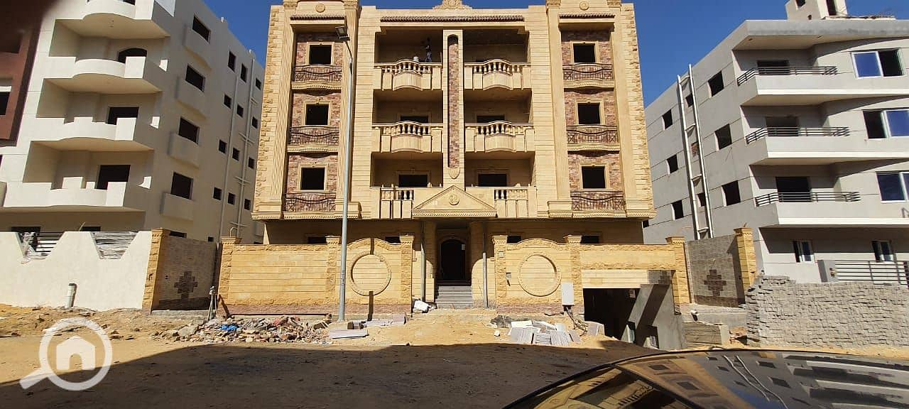 3 9a6ed9ed-f02c-4a5f-a397-f6564e15374c. jpg