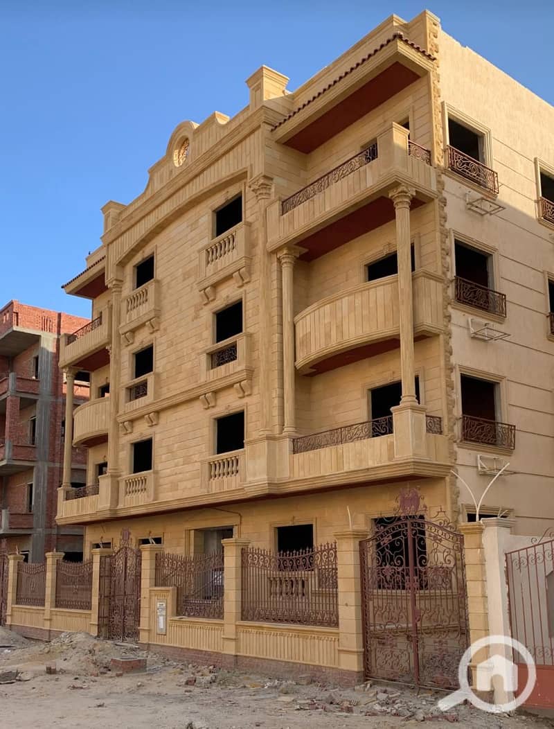 2 1a1274c3-6edb-481d-8b6e-b4ff0fb3851e. jpg