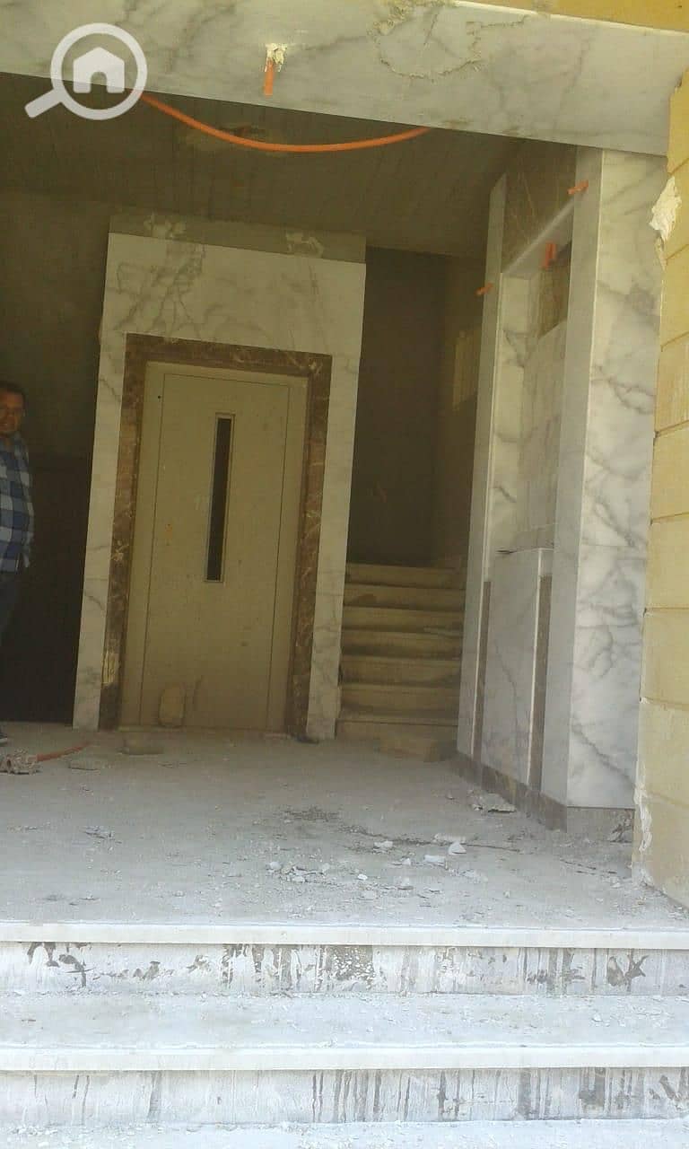 10 da5fe54d-094e-434b-b5b8-bc299ab5b792. jpg