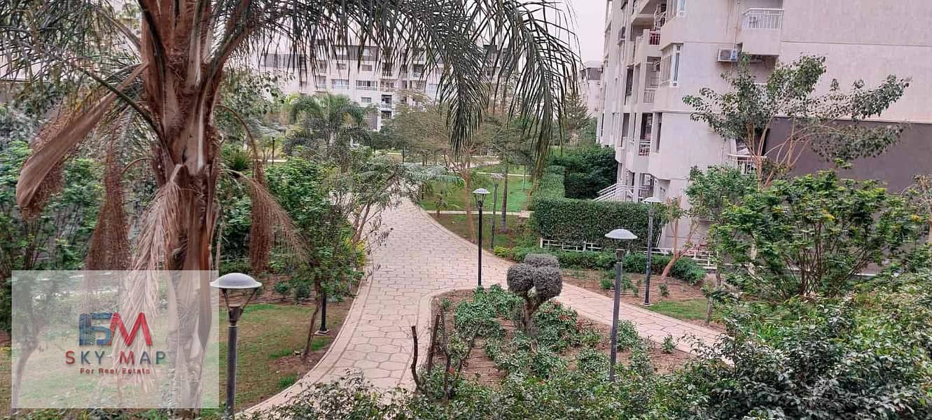 10 bb5c1505-e94f-44e7-82ac-8c62778eb4b1. jpg