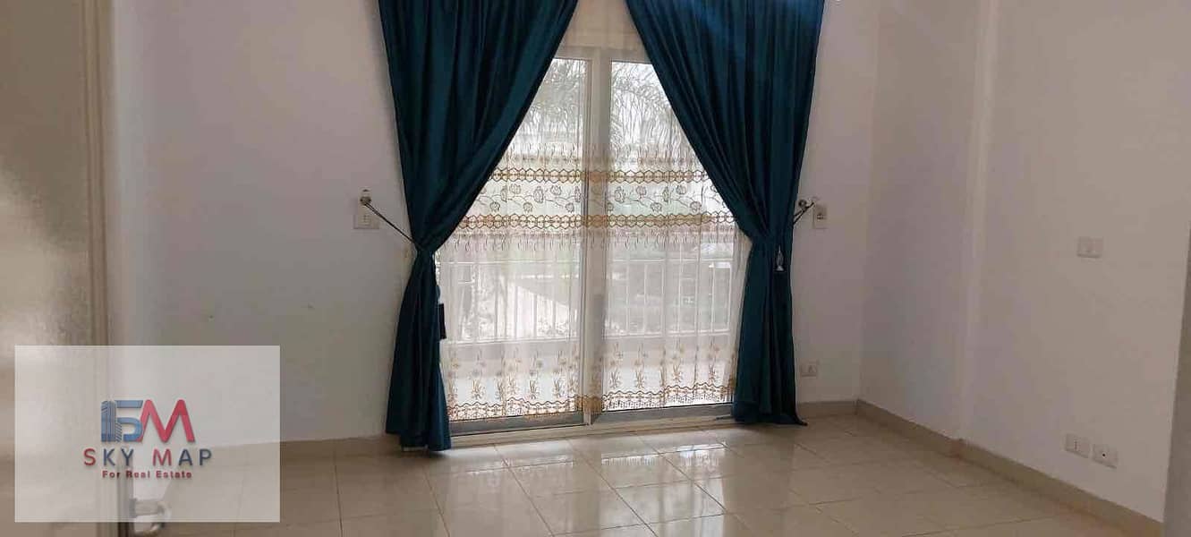 12 06cf8040-e1bf-44cb-91b5-ee51d8146d6b. jpg