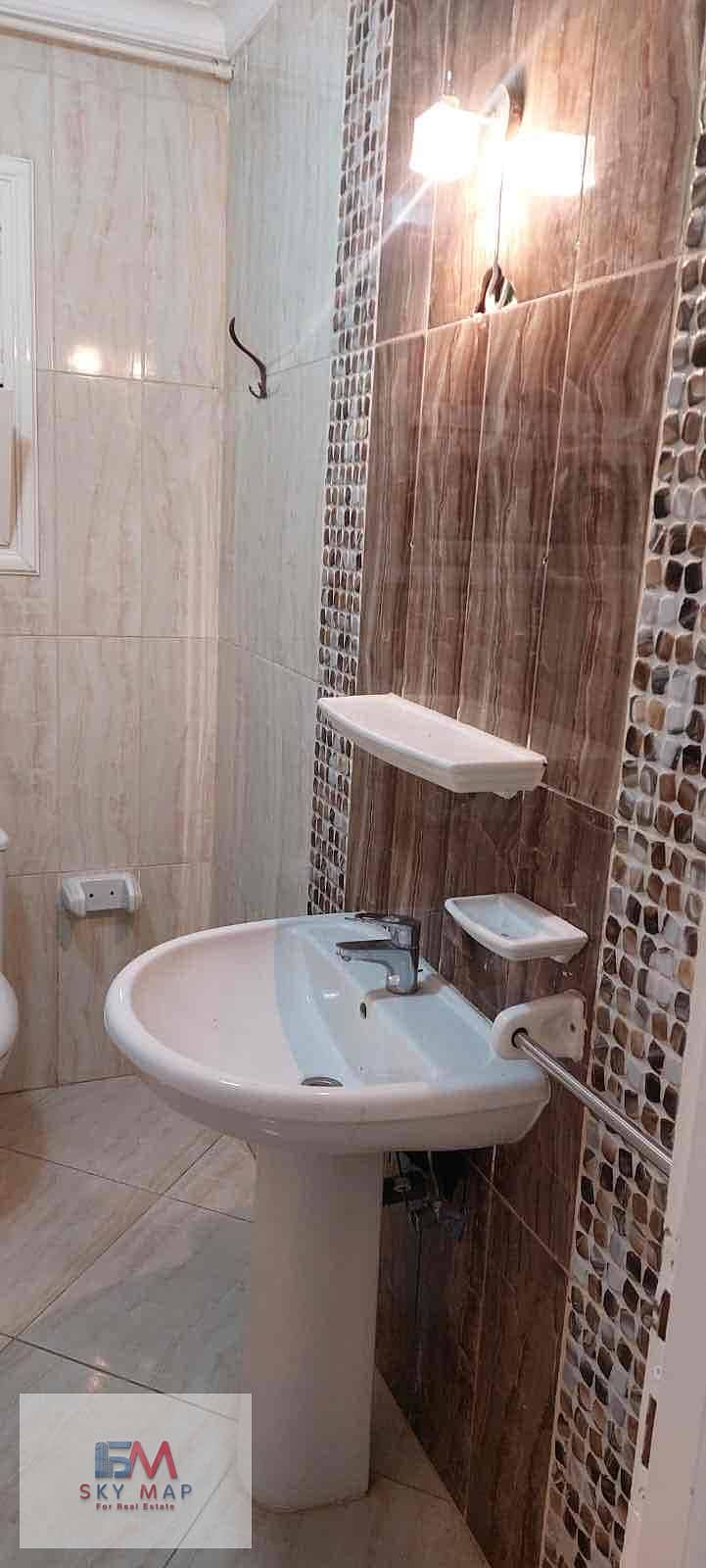 24 cf3ec485-379f-45d7-afd5-ec09c4387be7. jpg