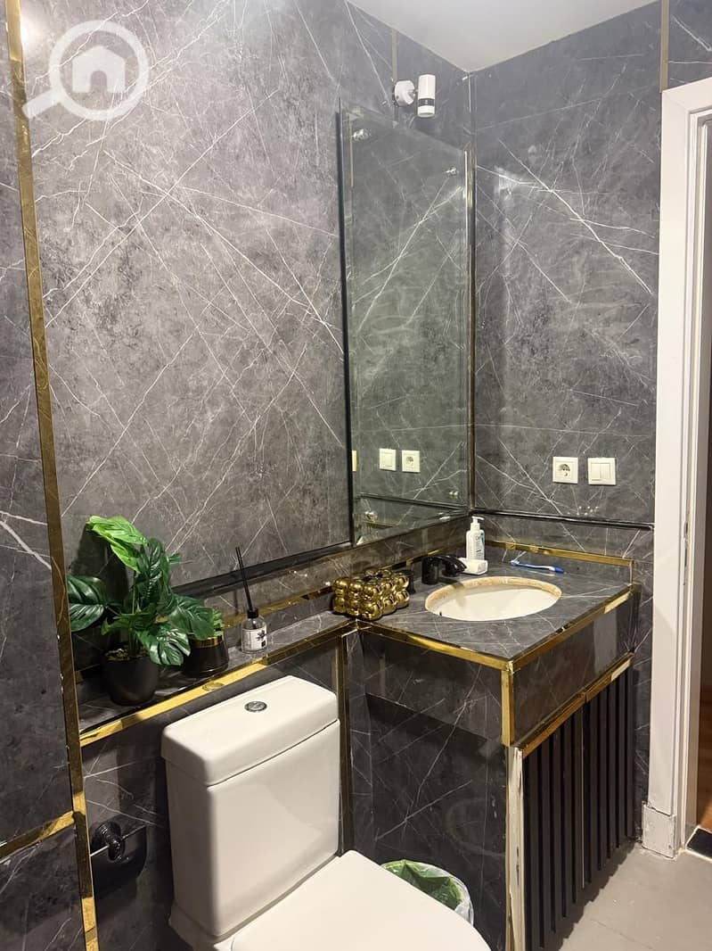 6 4e12c0cb-3bb2-4915-97ed-7db6e677f42a. jpeg