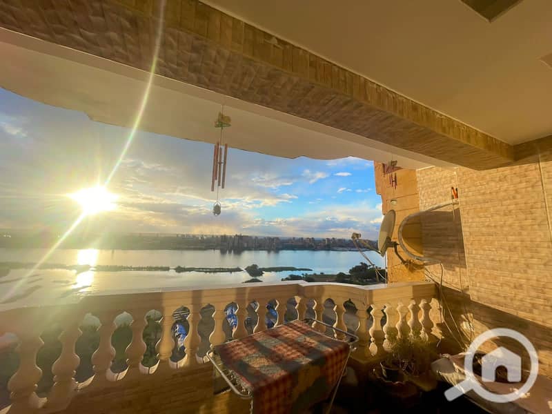 4 0b9c0238-73df-4fe2-92aa-b372482bb8b1. jpg