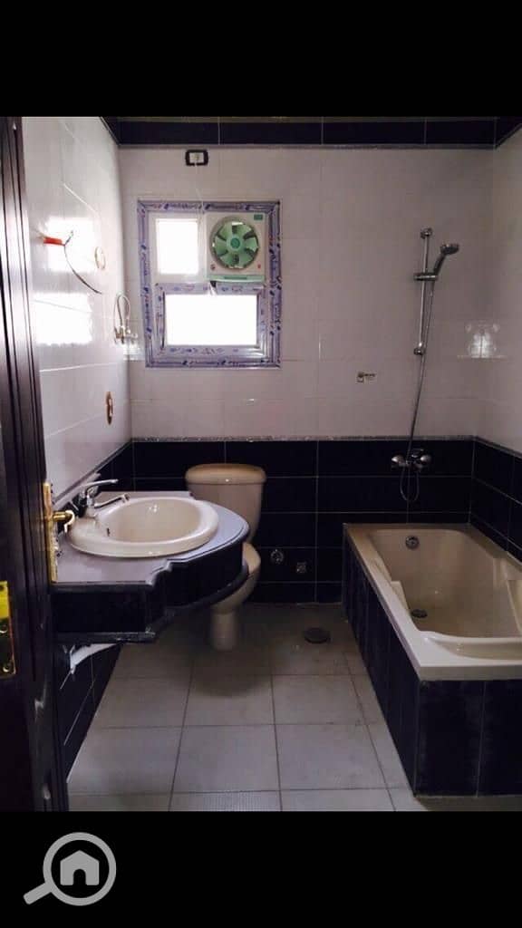 3 5061780f-131f-44e3-beb6-b7fe7a35dc9a. jpg