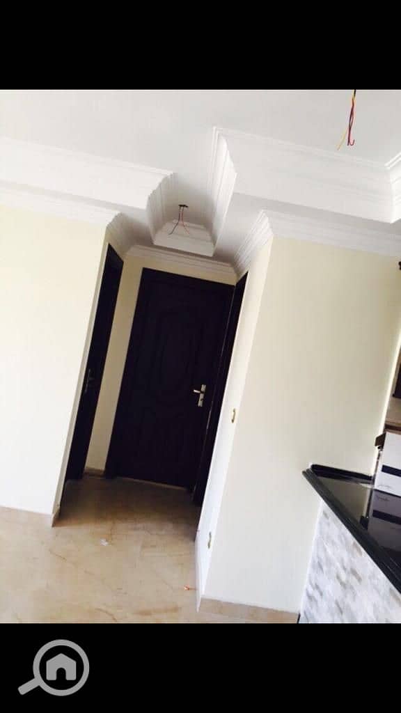 8 fd80e116-ae30-474b-a29a-c579a01e3194. jpg