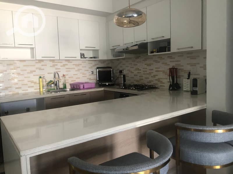 2 c4429bbc-0d32-42ad-8890-2ca9bee9db8c. jpeg