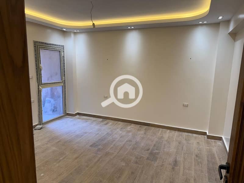 6 d2b6b2bd-889a-47cc-bb72-4e37b1ffcd34. jpg