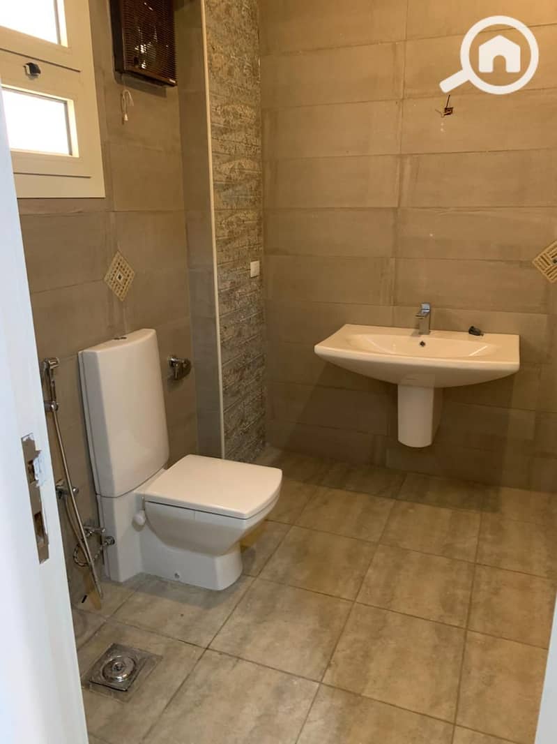 7 44aa2615-0d37-47fa-86a0-ef1e137888ef. jpg