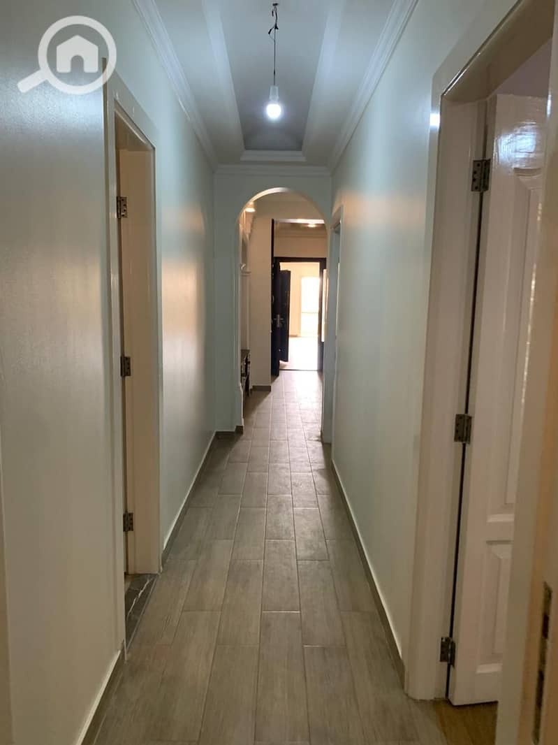 13 d4a0ba2e-3522-41f3-a653-5b79abb510a0. jpg