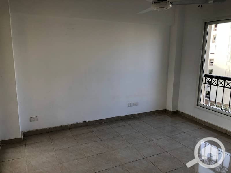 5 08ae92df-a249-42a1-b28e-3c21d6e0878a. jpg