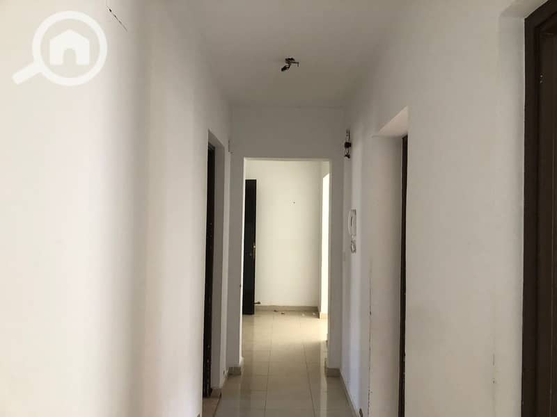 8 12922fec-a027-4175-903c-09a4178f0f06. jpg