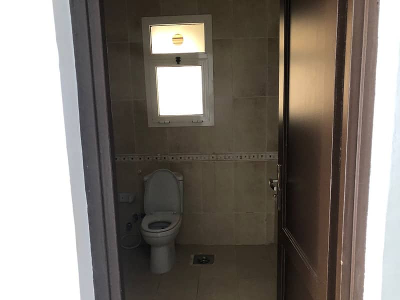 14 c0442ff6-f557-45b2-bdc2-a5d8063ce6eb. jpg