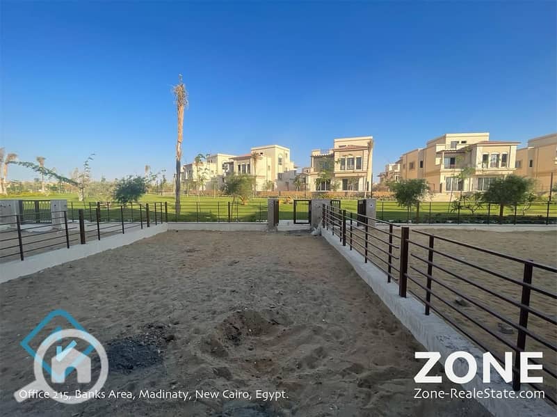 5 7de8b119-fca1-40ce-b1a2-d2e325e570b4. jpg