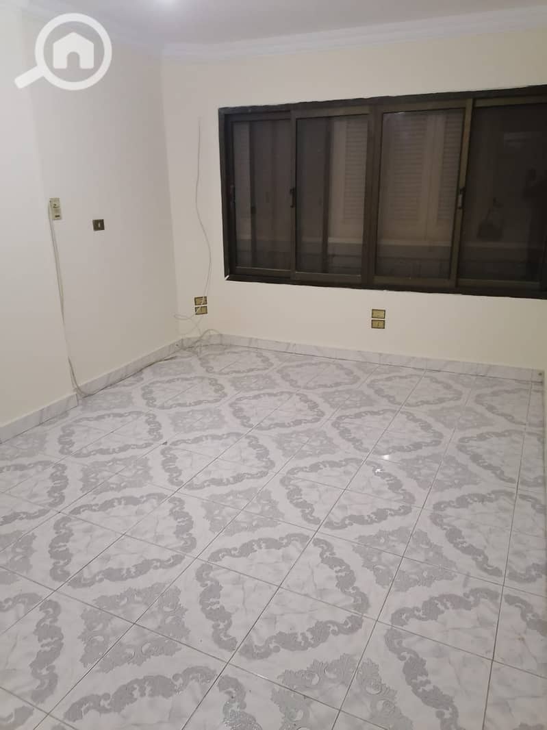 1001137108. jpg 1001137108. jpg