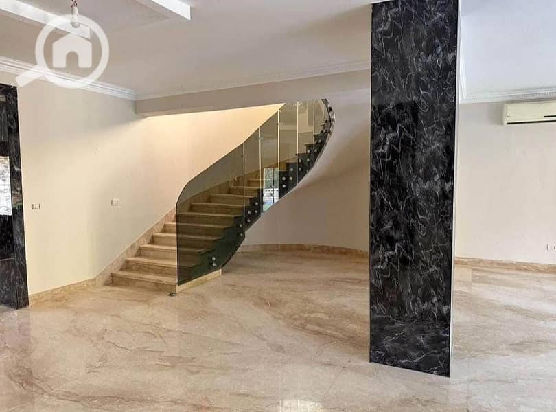 2 1097c504-42a0-4bbc-8196-06747f45f541. jpeg