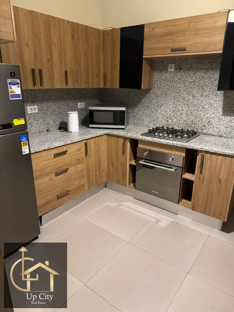 3 957400c0-78e0-4c7c-91aa-500880ef667c. jpg