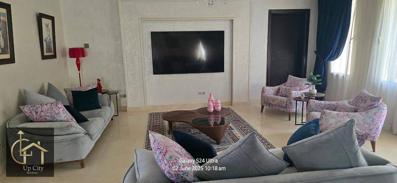 3 0b998170-3ae5-4c54-93bd-d6f0deb318e6. jpg