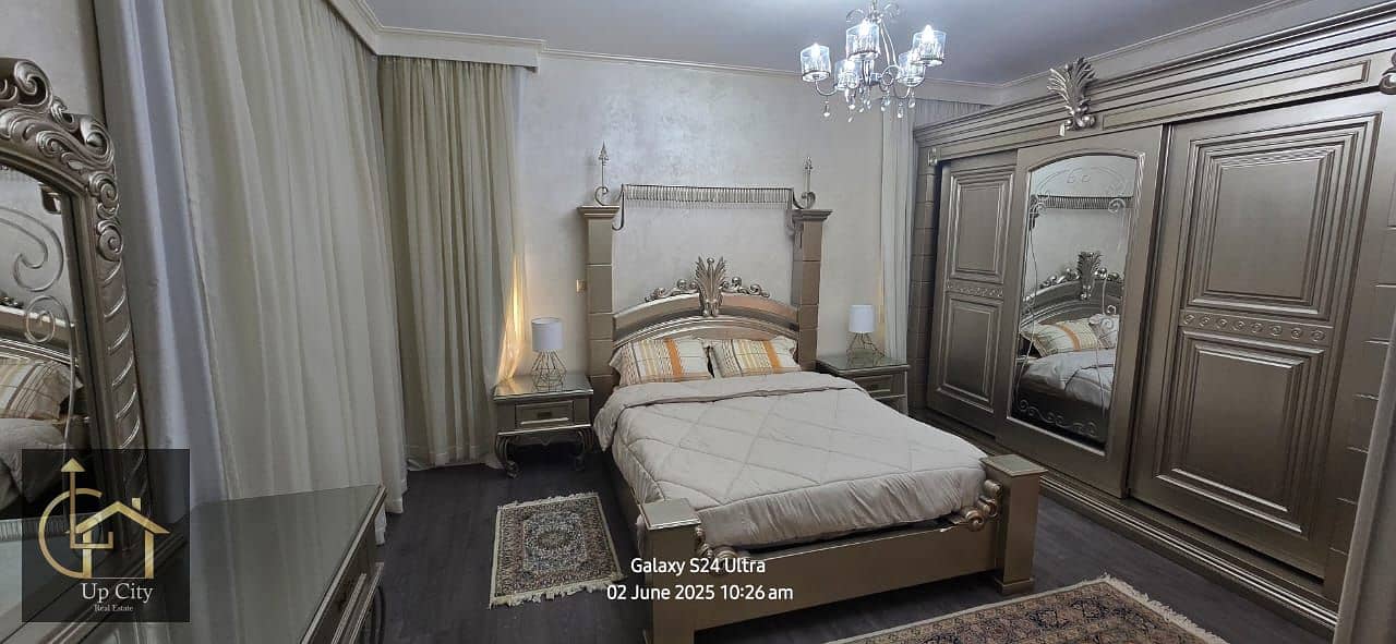 6 98ec0dfc-2633-49e8-8a3b-a2f67c4838ae. jpg