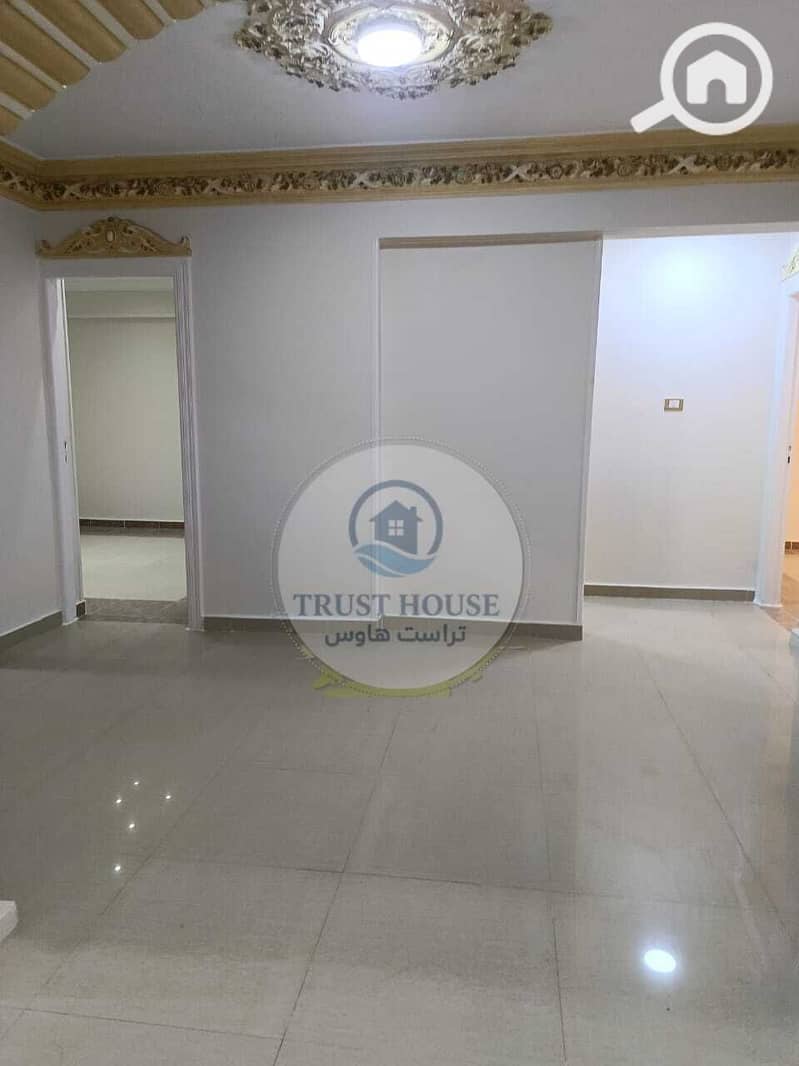 6 WhatsApp Image 2025-10-29 at 20.21. 03 (2). jpeg