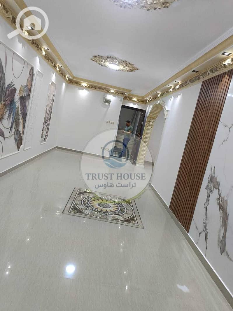 7 WhatsApp Image 2025-10-29 at 20.21. 03 (3). jpeg