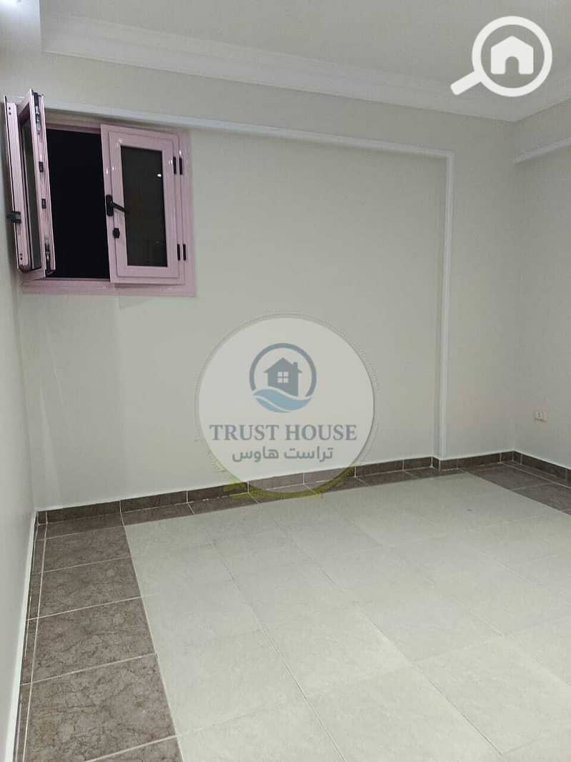 11 WhatsApp Image 2025-10-29 at 20.21. 04 (1). jpeg