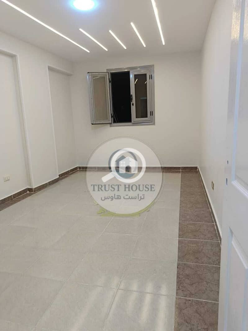 15 WhatsApp Image 2025-10-29 at 20.21. 04 (5). jpeg