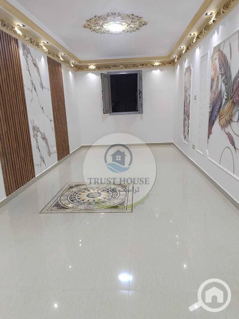 24 WhatsApp Image 2025-10-29 at 20.21. 02. jpeg