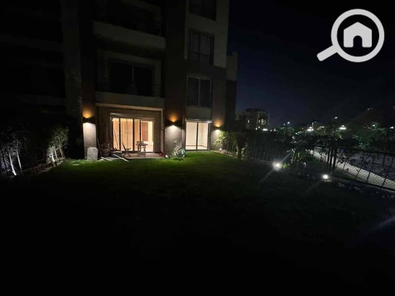 8 1045b0da-03d5-412e-9e09-f561f619cd3b. jpg