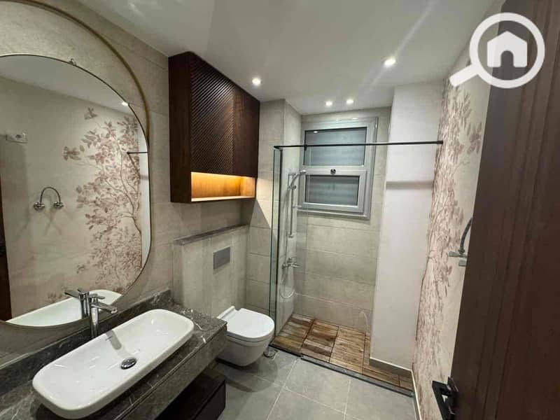 13 3da8bb89-fa7d-45e0-b81b-fd9488fe26d2. jpg