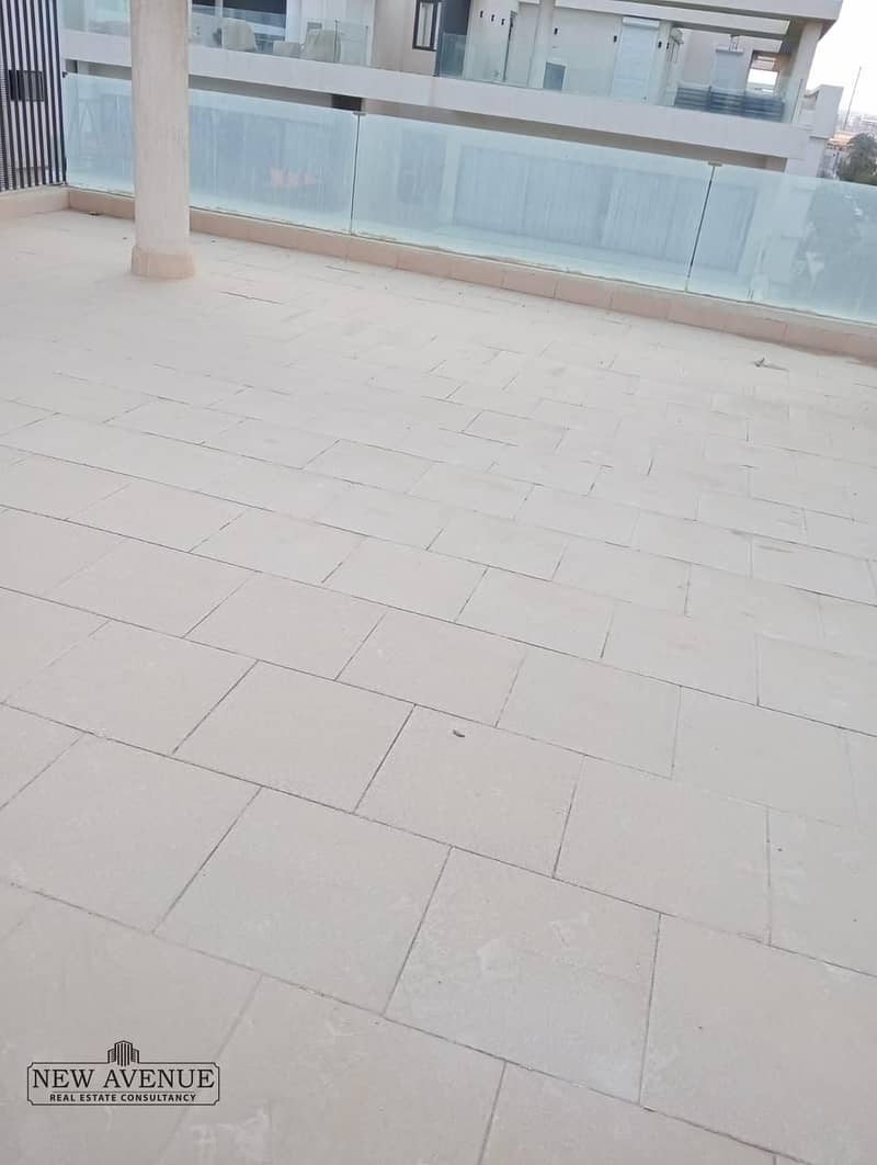 7 4ccaf73f-231c-423f-afcc-8804ba22f3af. jpg