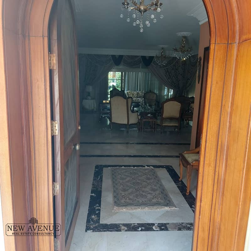 6 8cf2c3cd-fce0-423c-80a3-3fb54b288996. jpg