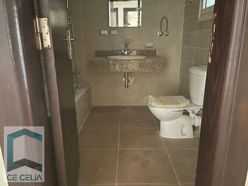 7 f40bc362-9f04-42c6-9d25-8361d456267c. jpg