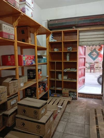 Retail for Sale in Moharam Bik, Alexandria - محل مجهز كمخزن للبيع