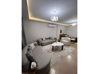 شقة 3 غرف نوم للايجار في الشيخ زايد، الجيزة - 8b11a5a5-e56f-46b7-a7ae-2a5a235a7f11. jpg