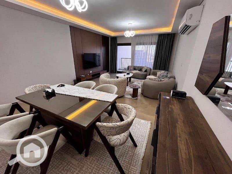 2 28d93374-adfa-4b68-85c6-bfec605852c2. jpg