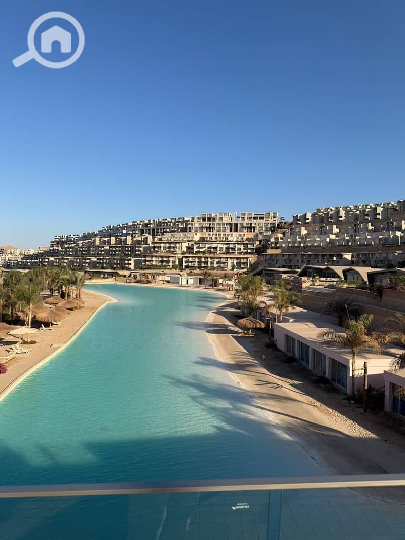 4 fbe9f8d6-b73e-48cf-be25-98c89fb9114f. jpeg