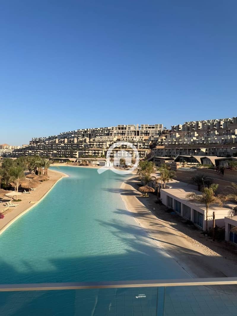 2 fbe9f8d6-b73e-48cf-be25-98c89fb9114f. jpeg