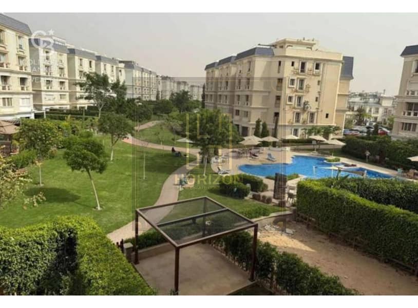 2 8404865-2b5bao. jpg