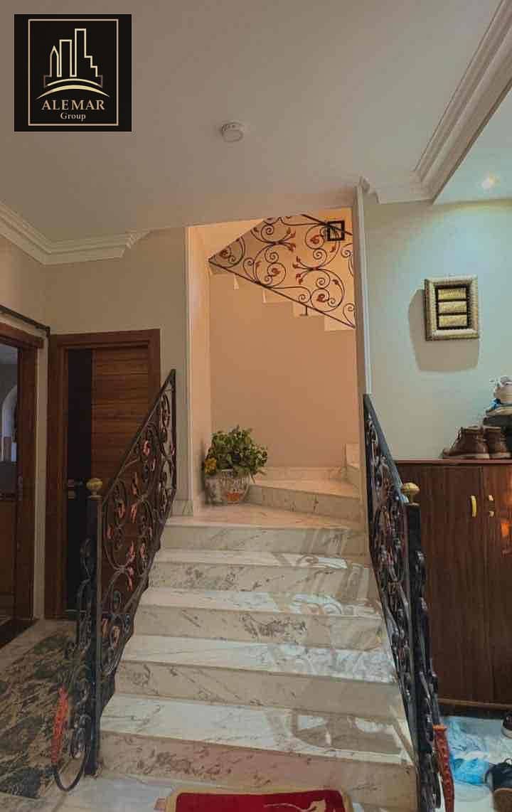 8 85712ebc-e88f-4724-b8e6-5802e7577fb1. jpg