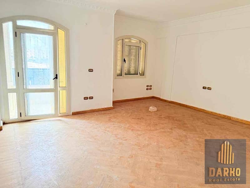 4 67e7352b-2a7e-4185-a5e4-9f173b147ced. jpg