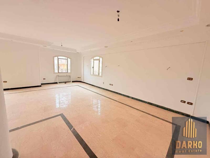 7 c7b5e8c7-f90d-471c-a1c8-e80e8a201c59. jpg