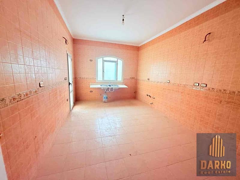 13 acd89f01-f93a-44ad-ba06-764f689a161e. jpg